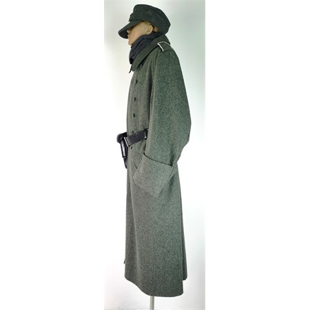 Cappotto Cappello Fondina Cinturone Esercito Tedesco WWII Wehrmacht  in Reenactment