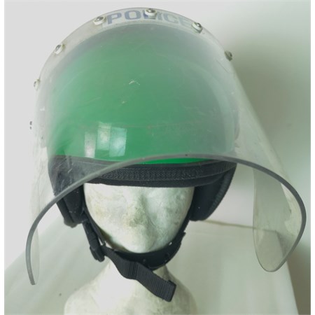  Casco verde Antisommossa Polizia Inglese Guardian MK2  in Protezioni